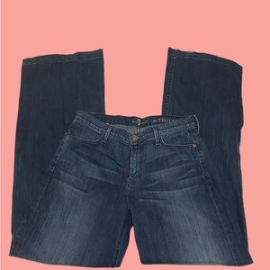 Jeans high quality very nice NWT trouser pant. A must have !!! Size 12